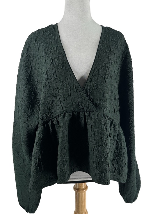Aritzia Tops - Aritzia Wilfred peplum Blouse forest green Textured peplum Blouse sz lg